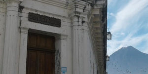 casa-de-la-cultura-Antigua-Guatemala