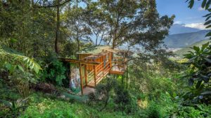 unique-accommodation-welcome-cabin-forest-view-earth-lodge-antigua-guatemala